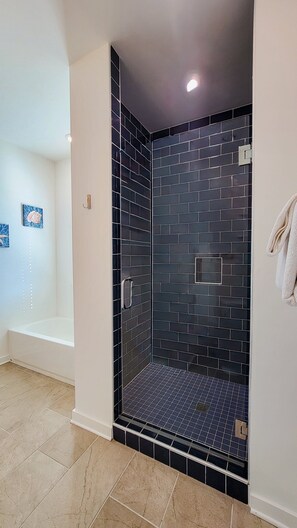Shower, hair dryer, towels - Luxury Pet-Friendly Home with Game Room & Community Pool (Orange Beach)