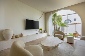 Luxe villa, 3 slaapkamers, gedeeltelijk uitzicht op oceaan | Woonruimte