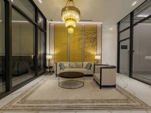 Interior - 4R3B Luxe KLCC Embassy Pavilion 600MBPS Gas cook (Kuala Lumpur)