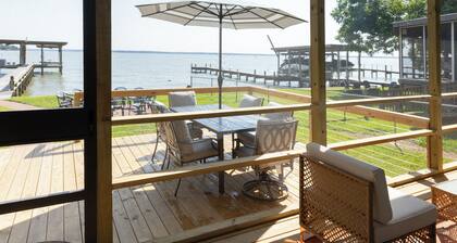 4-bedroom Lake Getaway in fabulous Livingston