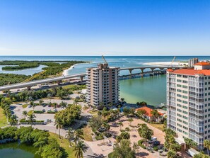 Exterior - Coastal Bliss with Gulfside Charm — Your Perfect FMB Escape Awaits! – Beach Haven (Fort Myers Beach)