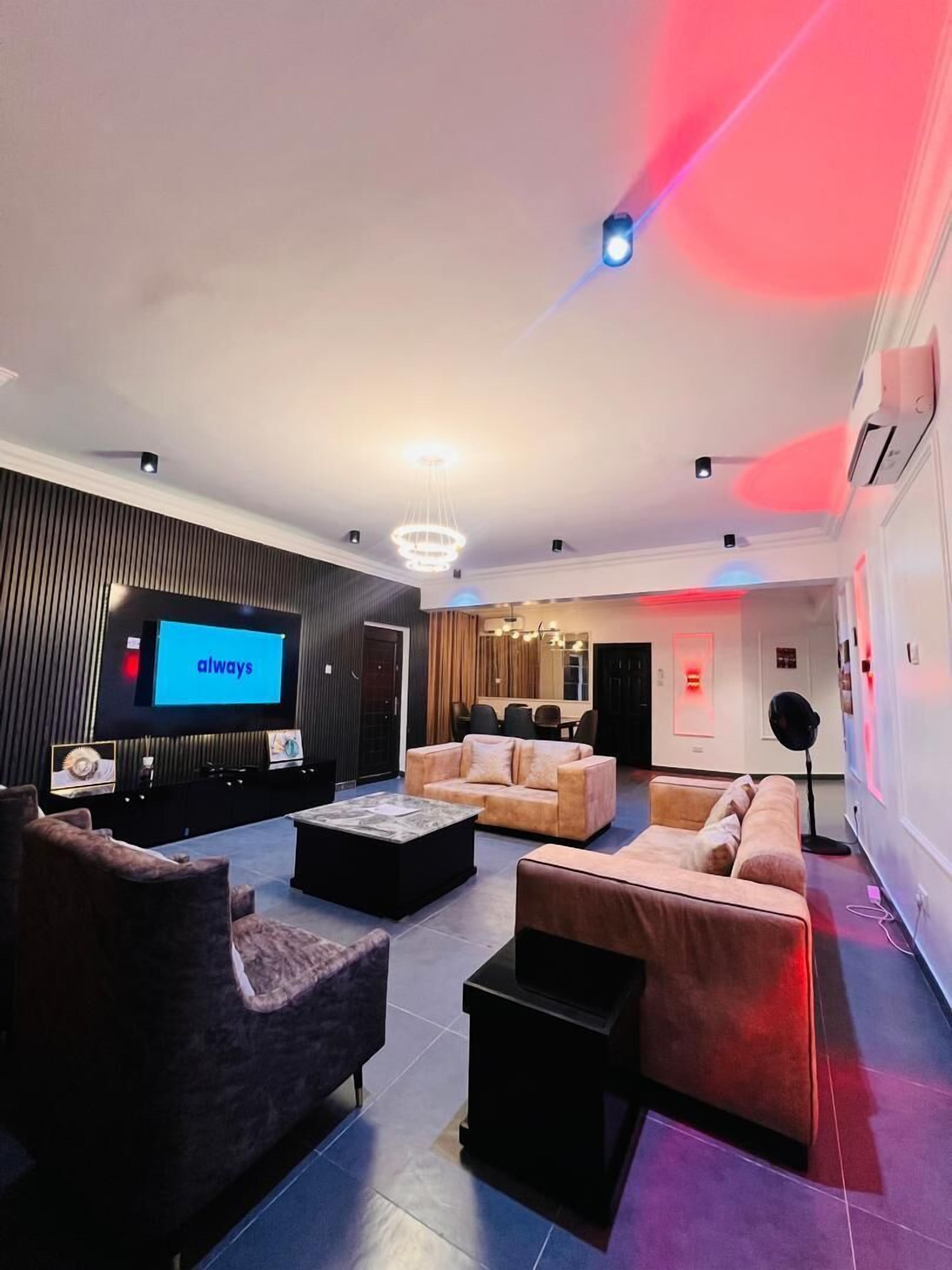 Premium Apartment, Balcony, City View | Living area