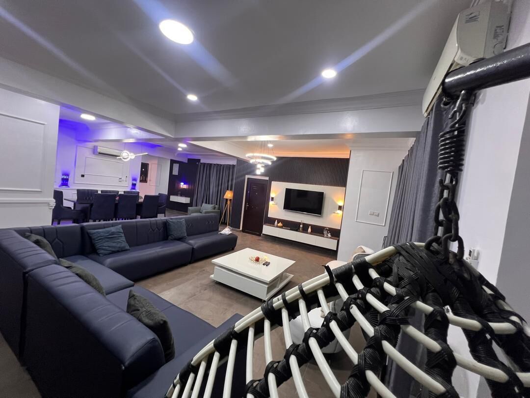 Royal Apartment | Living area