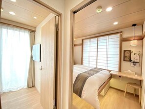 2 habitaciones, tabla de planchar con plancha y wifi gratis 