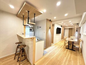 Dining - H101* Near Tokyo Sensoji Temple & Sumida River - 68 sq.m. spacious 3LDK room / Direct access from Narita & Haneda! (墨田区)