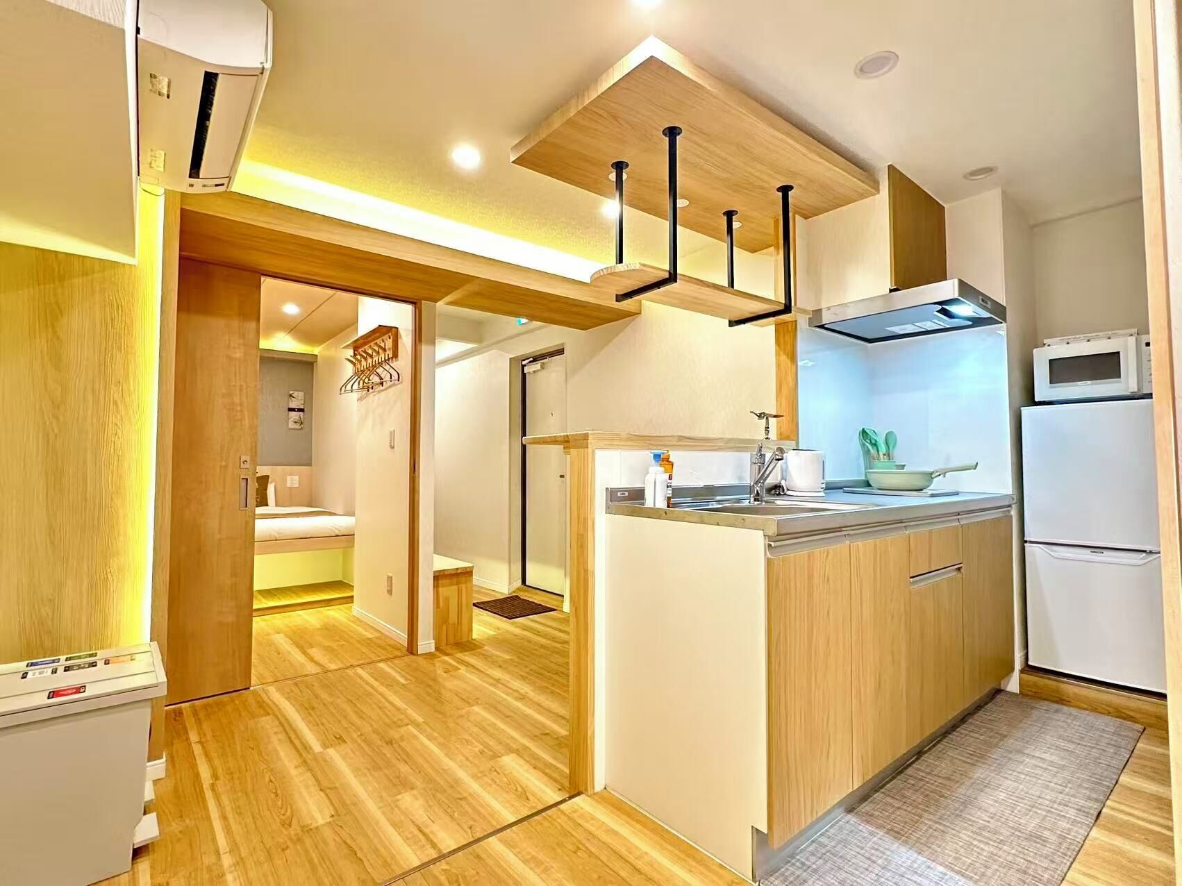 Fridge, microwave, stovetop, electric kettle