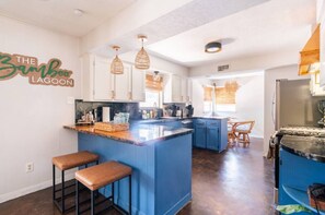 Talheres/pratos/utensílios de cozinha