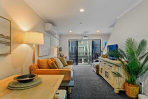 TV, computer monitors