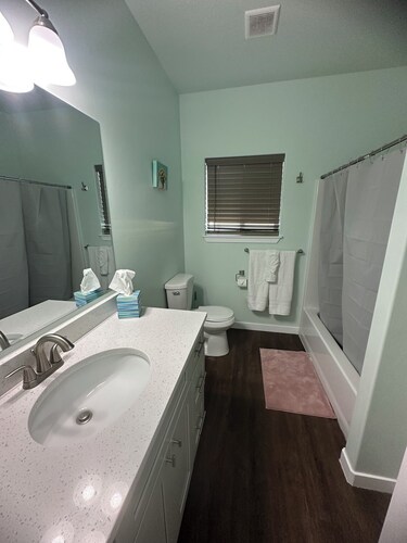 Sophisticated 4 Bedroom Retreat