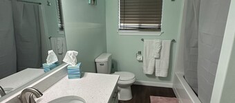 Sophisticated 4 Bedroom Retreat