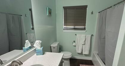 Sophisticated 4 Bedroom Retreat