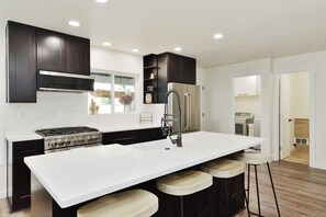 Fridge, microwave, oven, stovetop - Wooded Family Getaway ,Hot Tub, Trails, Fire Pit (Ronald)