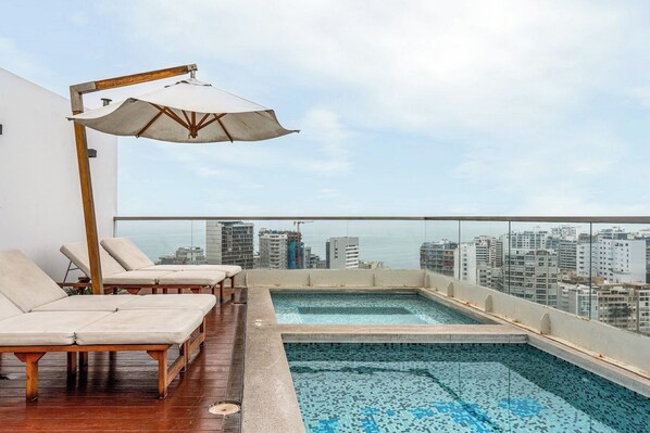 Pool - geko| Botánica _1BR Loft next to Malecon (Barranco)