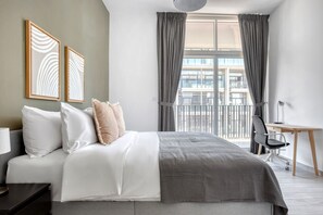 Iron/ironing board, WiFi, bed sheets - Blueground | Jumeirah Village Circle, pool, nr Park (Dubai)