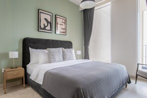 2 bedrooms, iron/ironing board, WiFi, bed sheets - Blueground | Dubai Creek Harbour, pool, nr Creek (Dubai)
