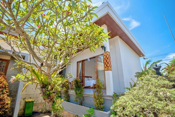 واجهة المنشأة