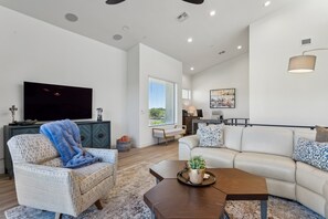 Smart TV, fireplace - *New* The Ember Haus | Modern Form. Warm Soul. (Carefree)