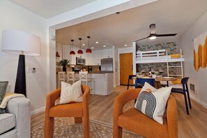 Smart TV - Ski-In/Ski-Out at Canyon Lodge - King Suite + Separate Bunk Area (Mammoth Lakes)