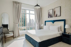 2 bedrooms, iron/ironing board, WiFi, bed sheets - Blueground | Downtown Dubai, pool, nr Burj Khalifa (Dubai)