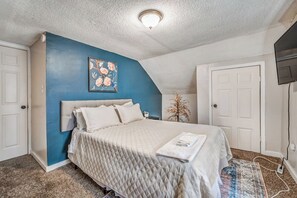 2 bedrooms, WiFi, bed sheets