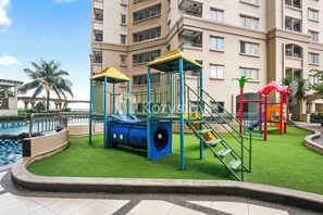 Children’s play area – outdoor - Loriva by Kozystay - Ancol (Jakarta)