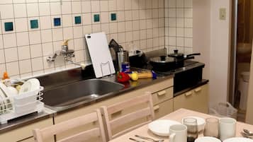 Shared fridge, microwave