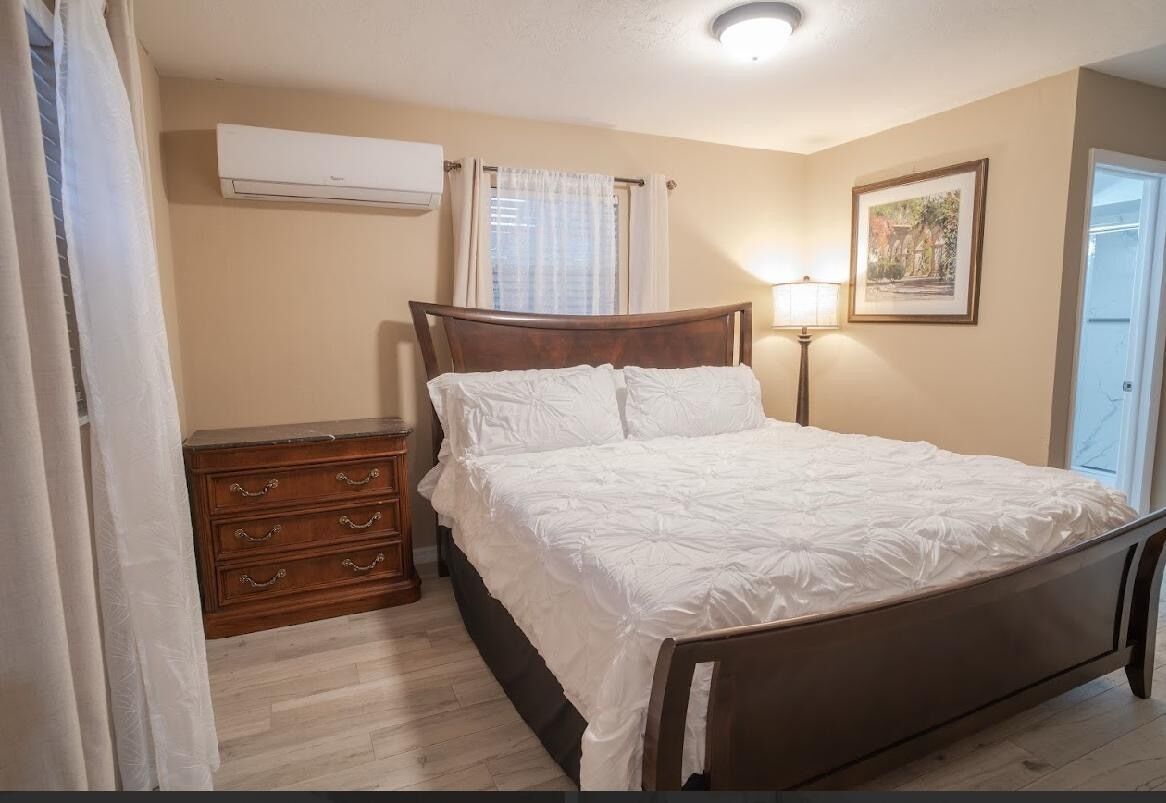 1 slaapkamer, een strijkplank/strijkijzer, gratis wifi, beddengoed