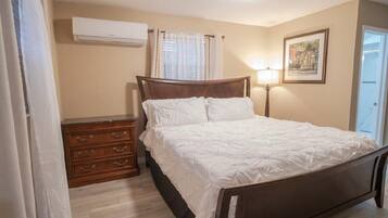 1 soverom, strykejern/-brett, wi-fi (inkludert) og sengetøy