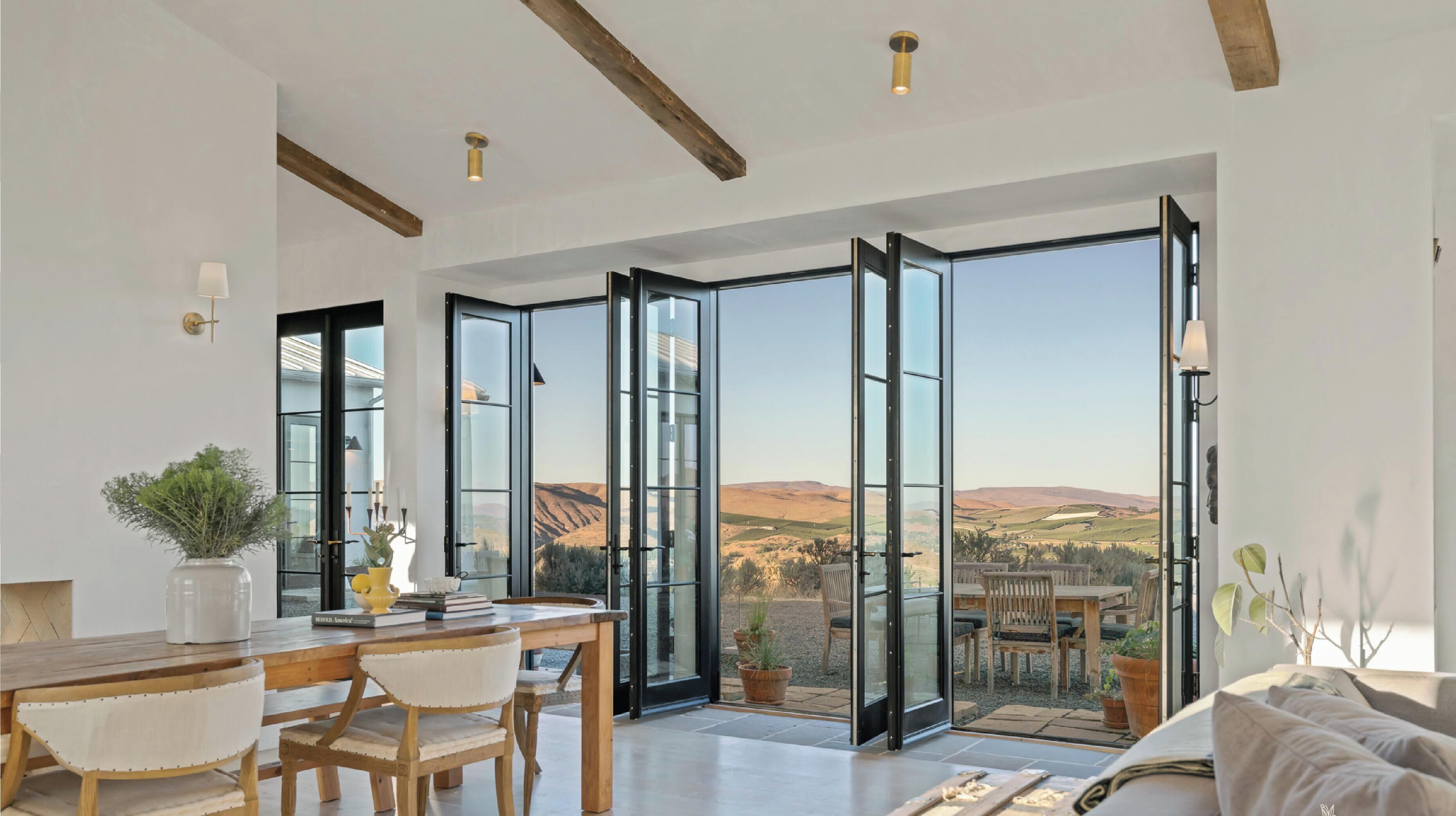 智能電視、壁爐、電子遊戲、足球機