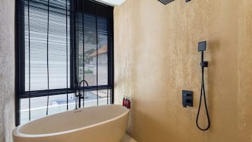 Artículos de tocador gratuitos, bidet, toallas, jabón