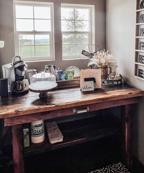 Interior - Famous tranquil GreenBluff barn on 10 acres, huge views, north Spokane (Colbert)