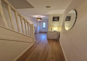 Interior - Modern 3br Home near Nec and Airport in Birmingham (Birmingham)