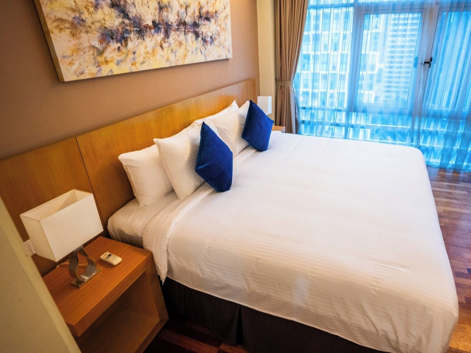 In-room safe, desk, soundproofing, iron/ironing board