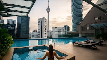 Kolam renang terbuka