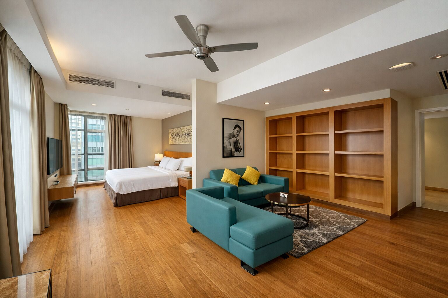 In-room safe, desk, soundproofing, iron/ironing board