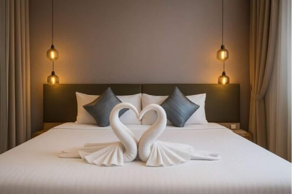 In-room safe, desk, soundproofing, iron/ironing board