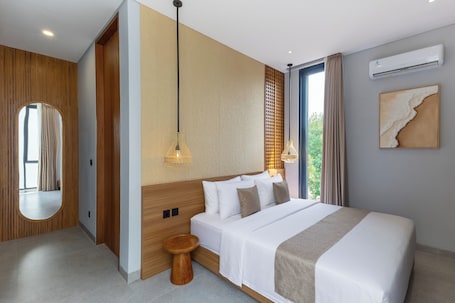 In-room safe, free WiFi