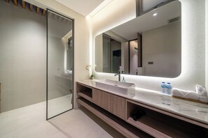 Shower, hair dryer, bidet, towels - Villa Noema 2 - Brand New 2BR Villa with Pool (Badung)