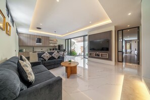 Smart TV - Villa Noema 2 - Brand New 2BR Villa with Pool (Badung)