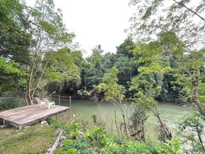 Front of property - Amornkeeree Khao Sok Camping  (Phanom)