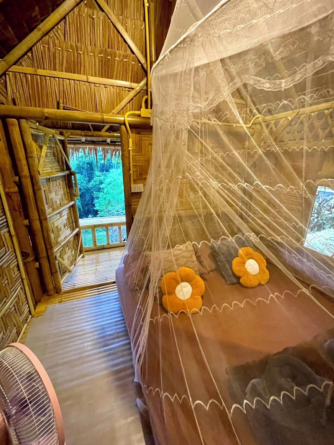 Standard Bungalow, Lanai, Mountain View | Free WiFi