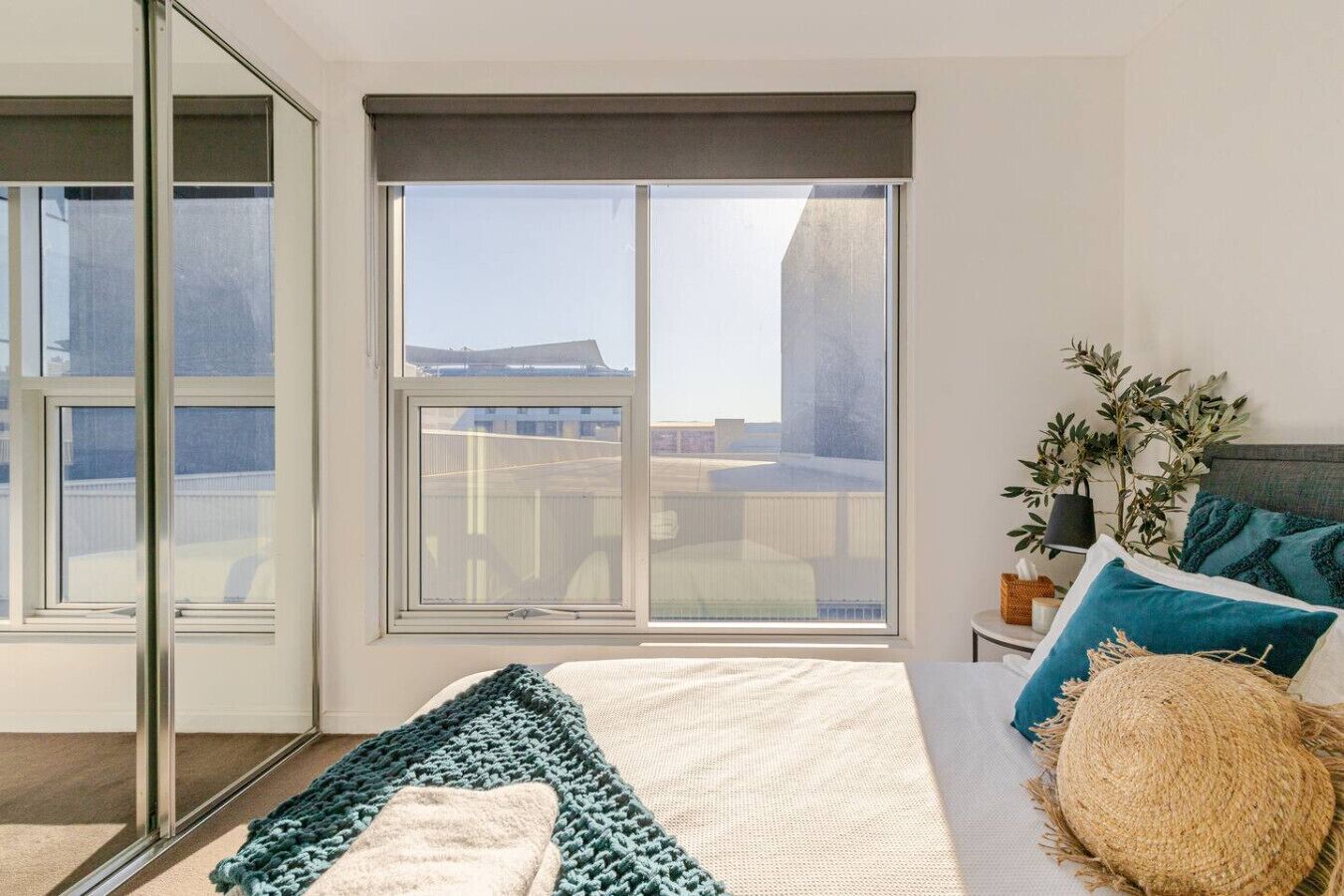 2 bedrooms, desk, iron/ironing board, travel cot