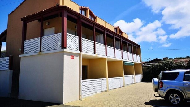 Unclassified image, 1 of 3, button - Apartment Near North Beach With Terrace (Biscarrosse)