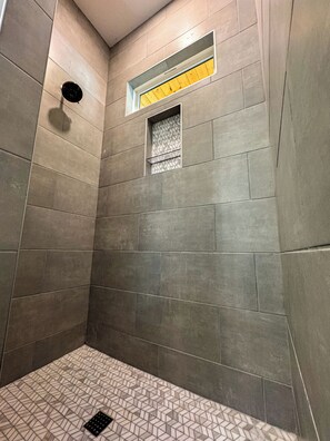 Shower, hair dryer, towels, toilet paper - Out of Bounds, pool, Frio River, sleeps 24 (Concan)
