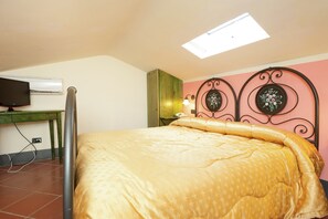 Classic-Ferienhaus, 2 Schlafzimmer | 1 Schlafzimmer, individuell eingerichtet, Bettwäsche