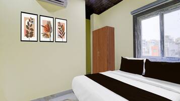 House | 1 bedroom, iron/ironing board