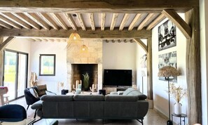 Living area - Villa in Tourgeville With Private Garden (Tourgeville)