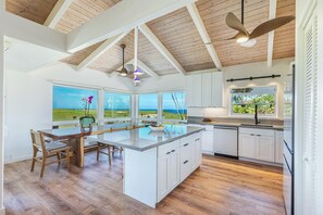 Microwave, oven, stovetop, dishwasher - Hale Wale: Fully updated 3/3 Princeville perfection with unbeatable views (Princeville)