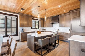 Fridge, microwave, oven, stovetop - Big Sky Haven | Hot Tub + Fireplace + Views (Big Sky)