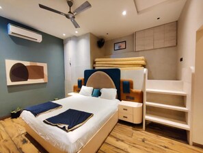 Economy Villa, Balcony, Mountain View